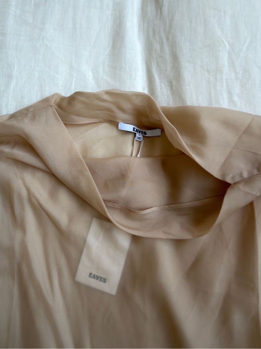 EAVES Saeunn Asym Top in Champagne size S - Picture 4 of 6